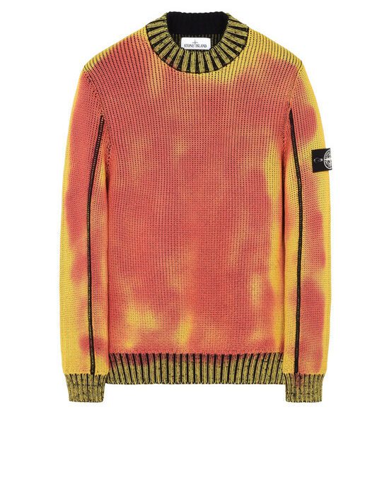 기온에 따라 색상이 변하는 스웨터