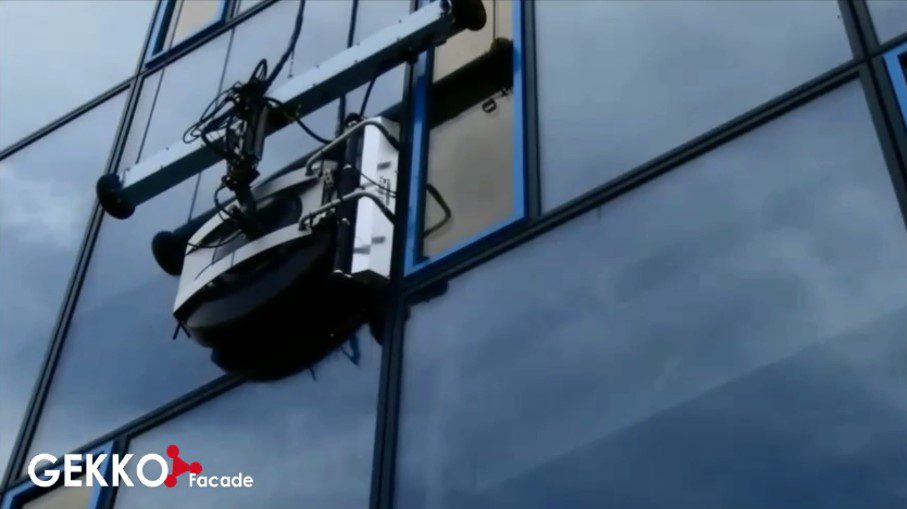 빌딩 창문 청소부, 게코 파사드 로봇