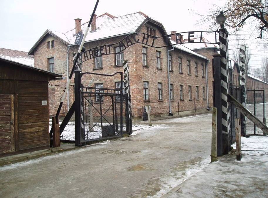 제2차 세계 대전의 역사를 보존한, 아우슈비츠 수용소